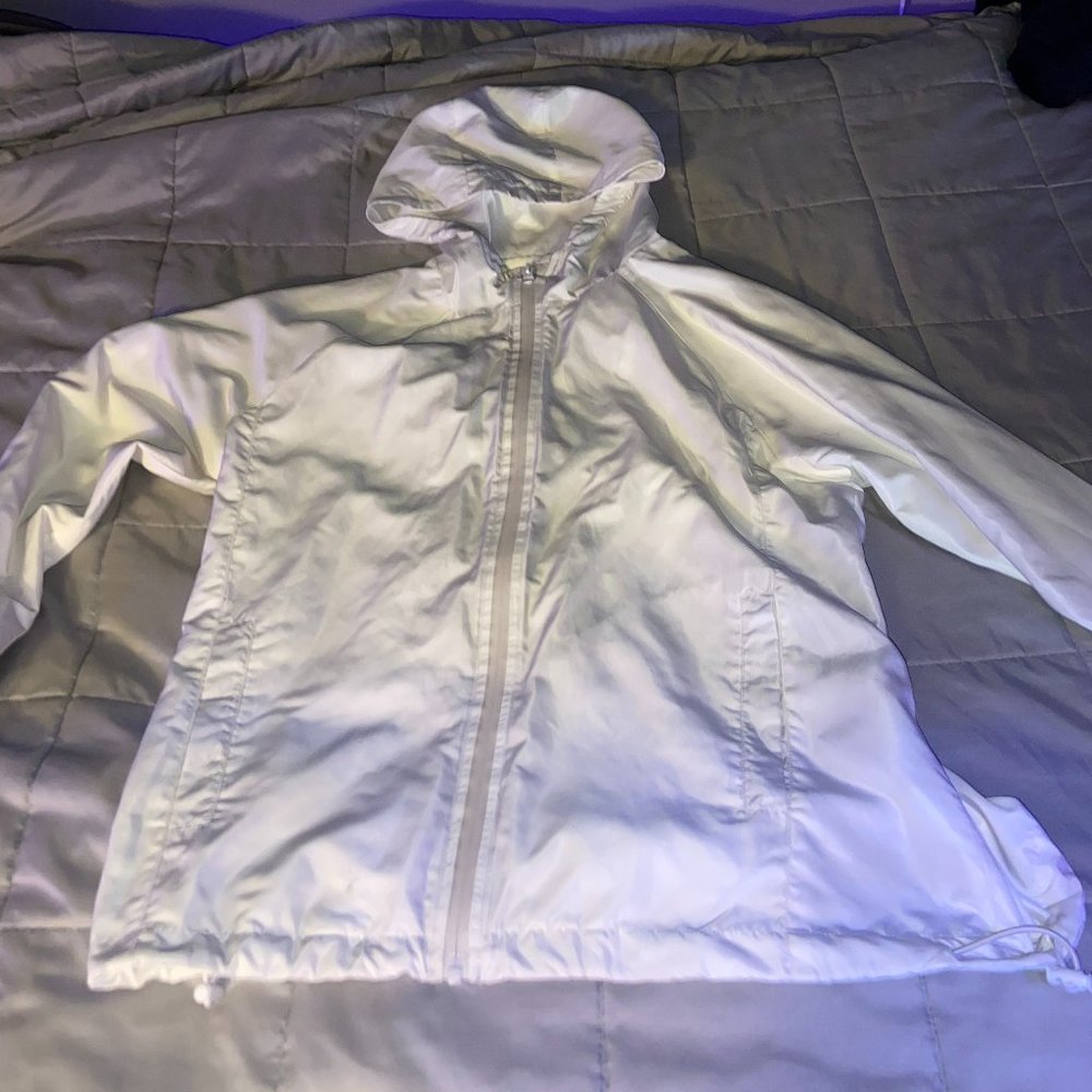 Mens Forever 21 White Windbreaker Size Large